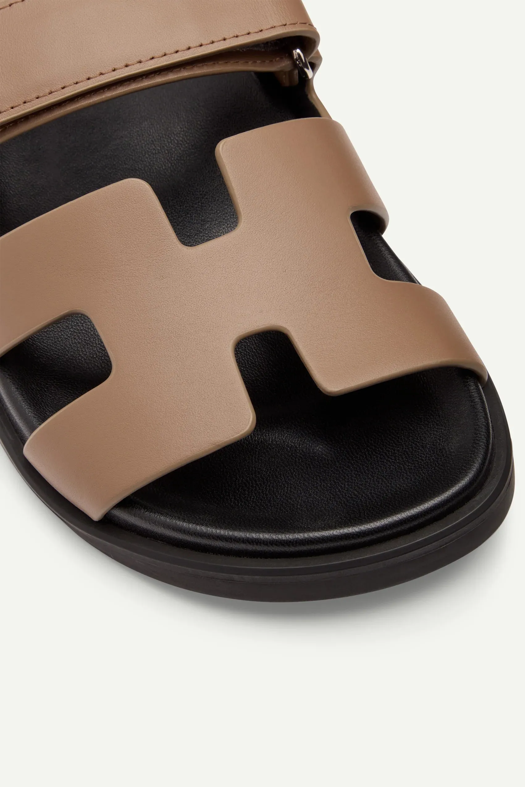Harley Leather Slide in Nutmeg