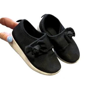 Nerteo Toddler Girls Black Slip On Sneakers Size 6
